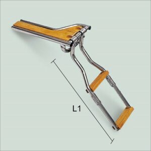 Art. 141.I Transom platform with two steps