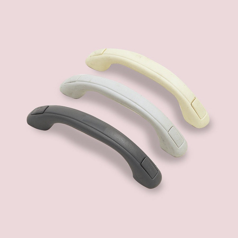 Art. 301.00 PVC handle with rigid core