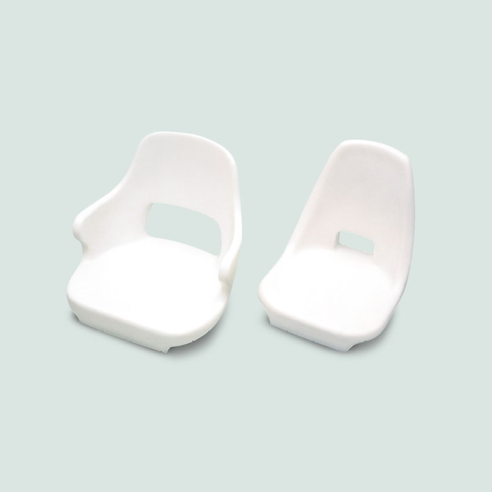 Seat – support - rod holder - lifebuoy ring - lifebelt and rope